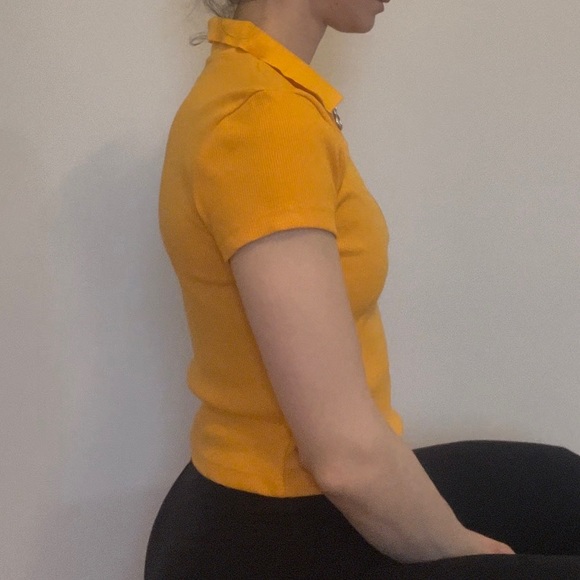 Sun coloured polo - Picture 5 of 9